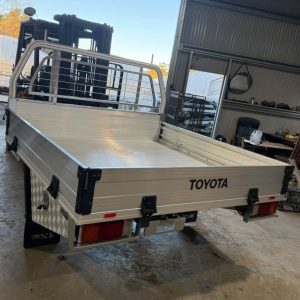 Genuine TOYOTA Dual Cab Tray