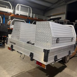 Triton Dual Cab Aluminium Tray with Dog Box