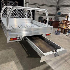 O'Brien Super Cab Aluminium Tray with Ladder Rack & Trundle | 2000 x 1800mm
