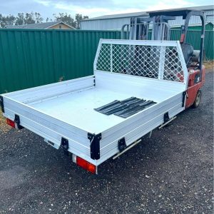 Universal Dual Cab Aluminium Tray | 1800 x 1800mm